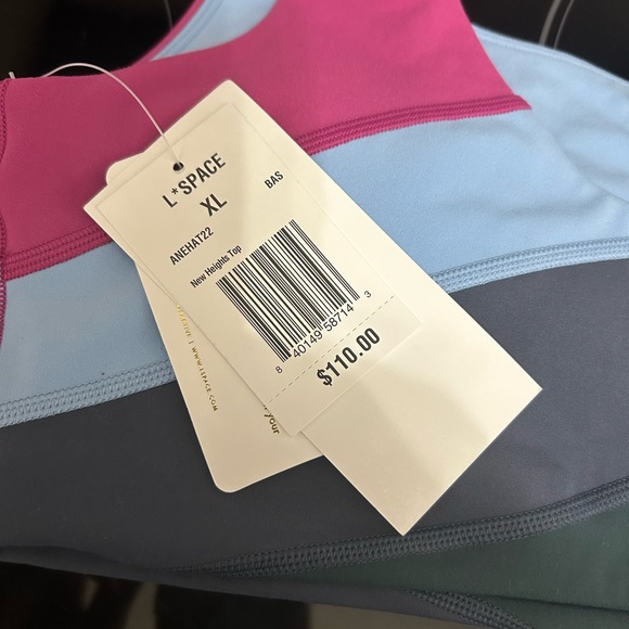 L Space sports bra - Picture 3 of 3